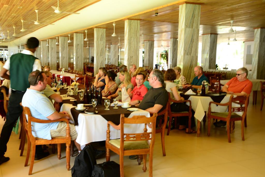 פולונרואה Hotel Sudu Araliya מראה חיצוני תמונה