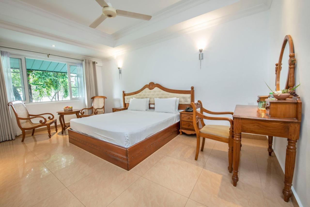 פולונרואה Hotel Sudu Araliya מראה חיצוני תמונה