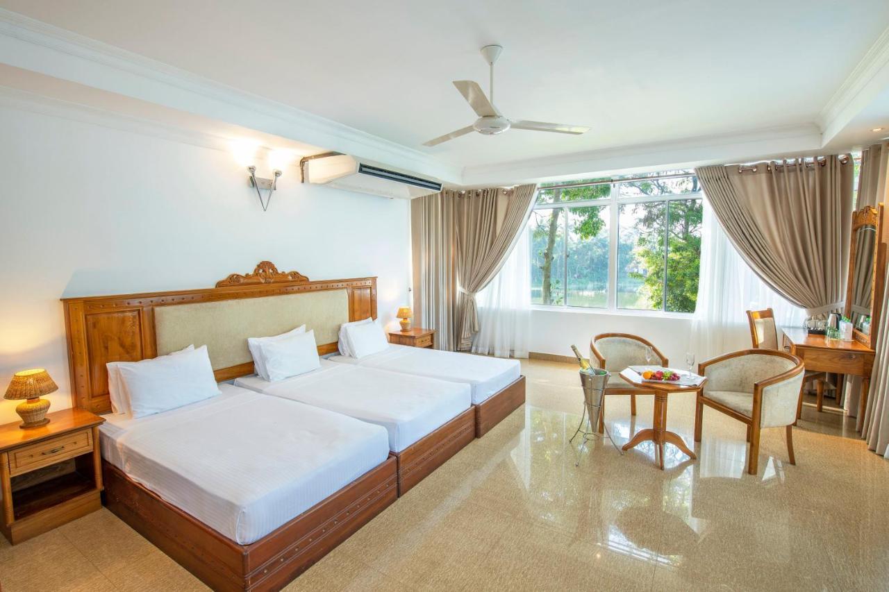 פולונרואה Hotel Sudu Araliya מראה חיצוני תמונה