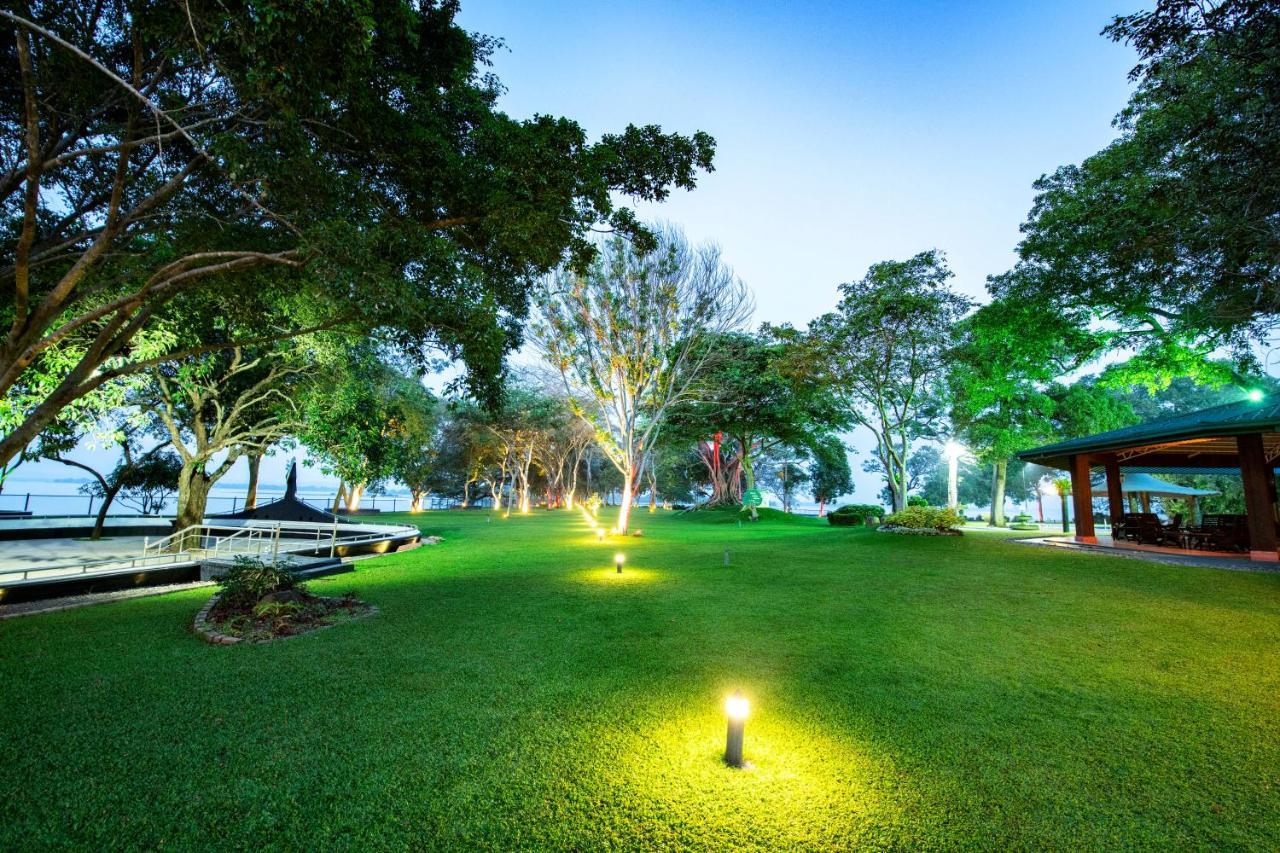 פולונרואה Hotel Sudu Araliya מראה חיצוני תמונה