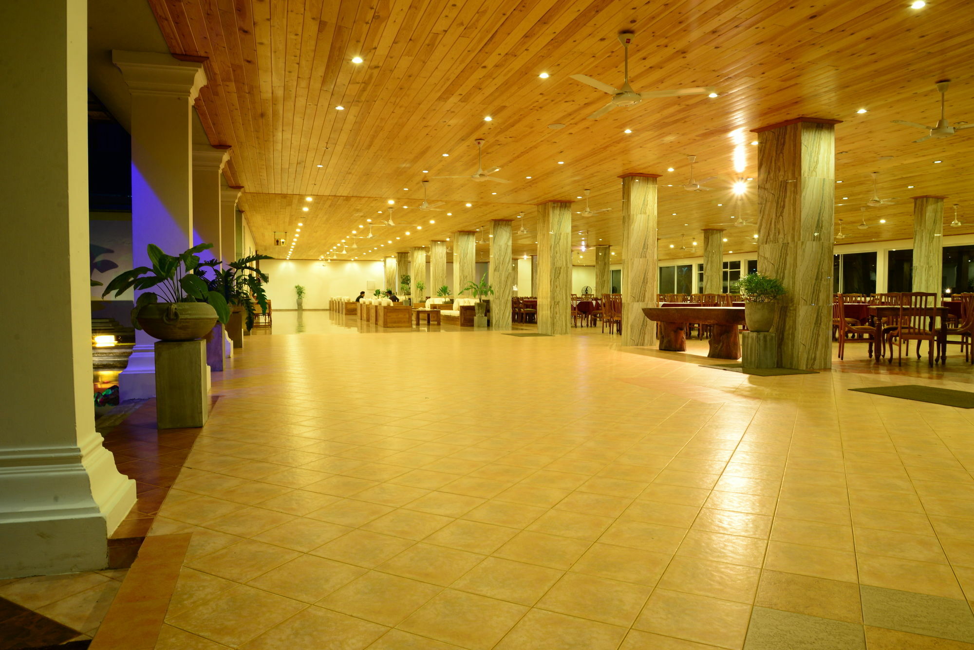 פולונרואה Hotel Sudu Araliya מראה חיצוני תמונה